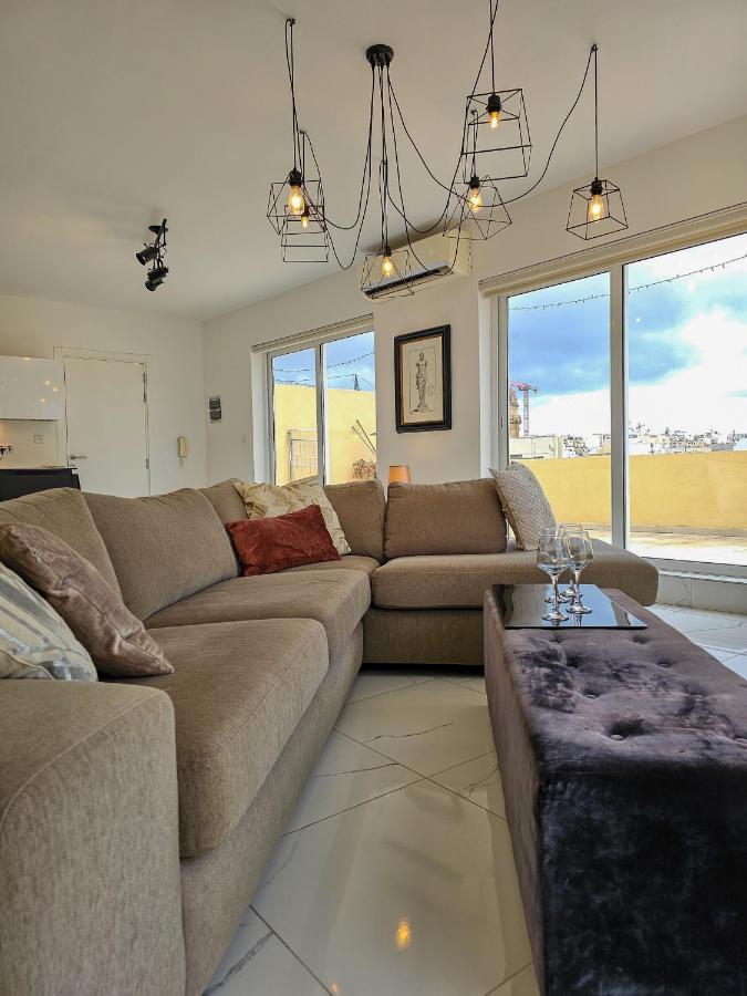 Апартаменти Mive Luxury Sea View Penthouse Gzira Екстер'єр фото