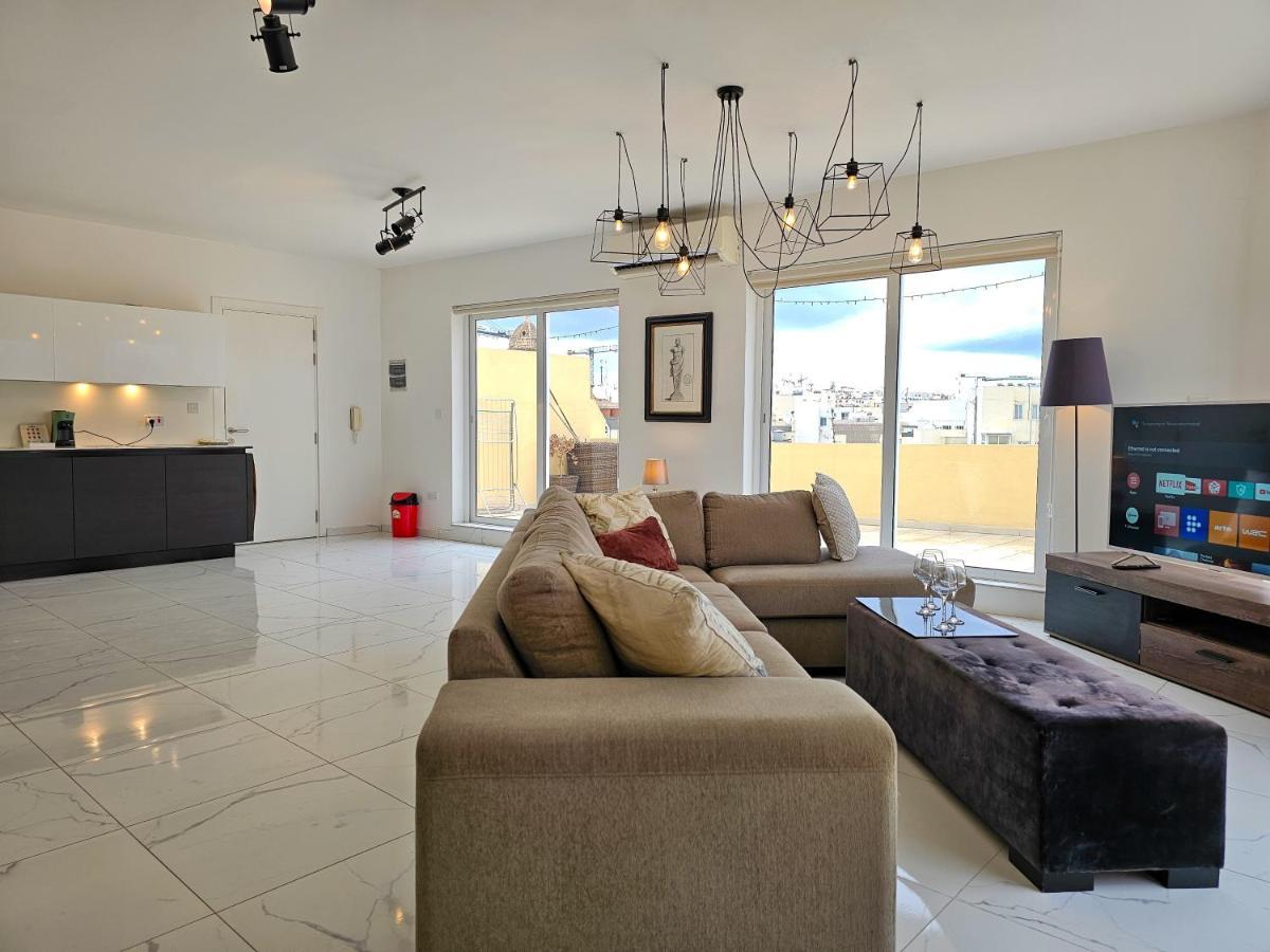 Апартаменти Mive Luxury Sea View Penthouse Gzira Екстер'єр фото