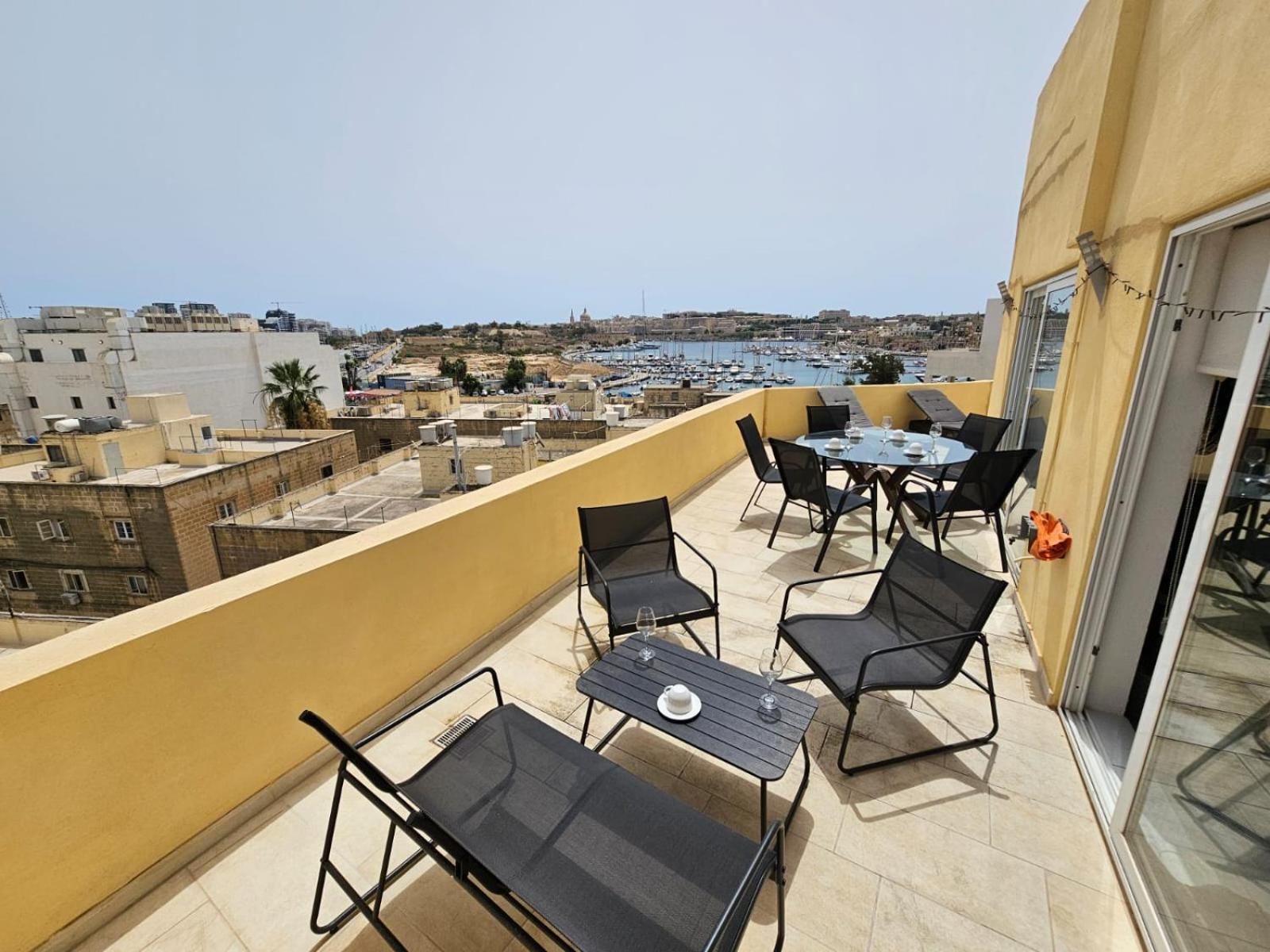 Апартаменти Mive Luxury Sea View Penthouse Gzira Екстер'єр фото